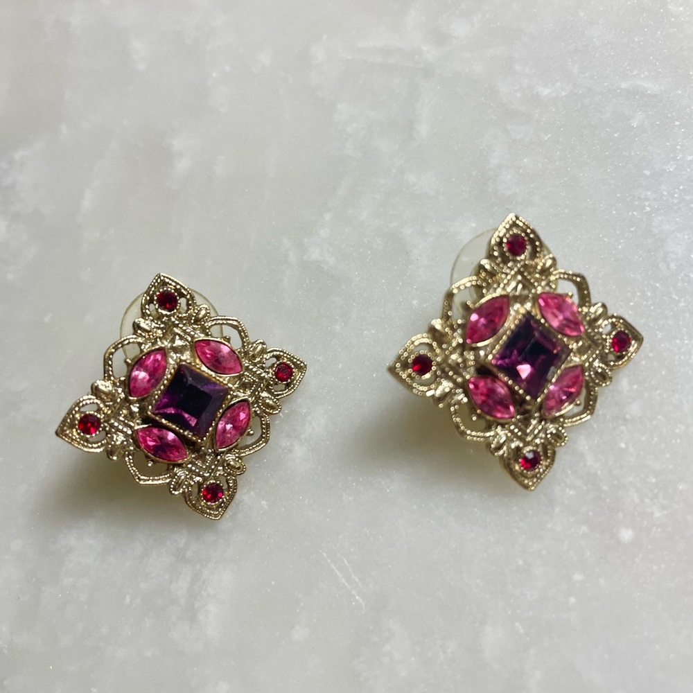 Vintage 1928 Gorgeous Gem Earrings